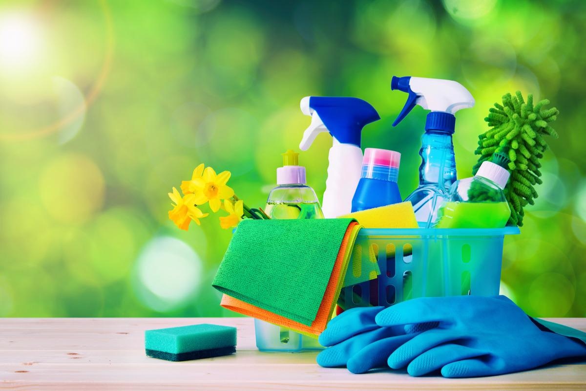 reasons to remove bleach from your home cleaning routine