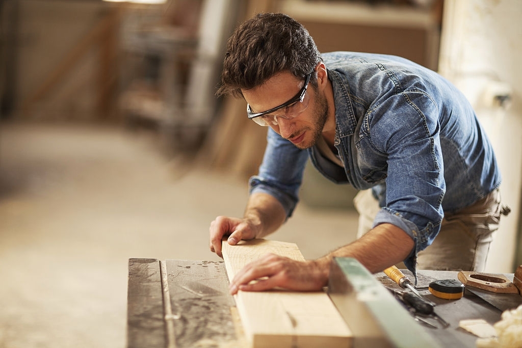 What are the benefits of using a carpentry company?